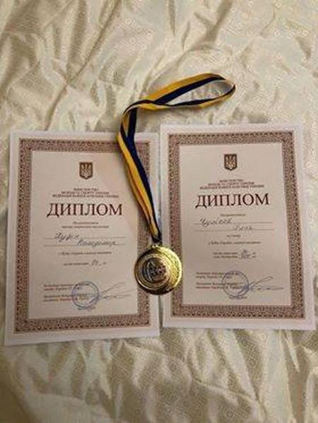 Спортсмен из Угледара одержал победу на Кубке Украины по тяжелой атлетике