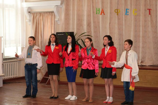 В Марьинском районе прошел этап Всеукраинского фестиваля дружин юных пожарных