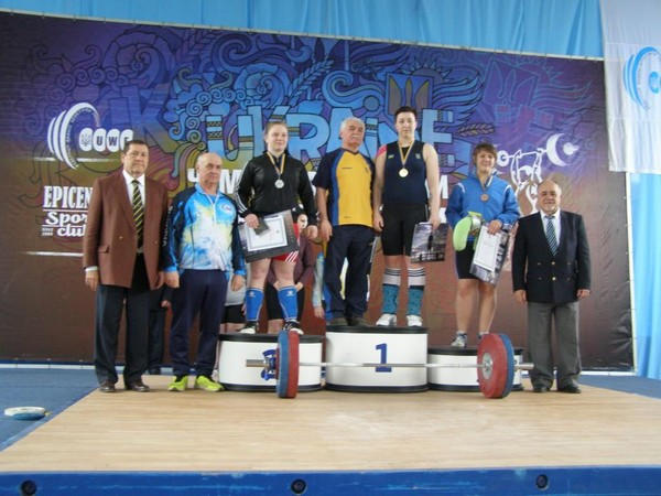 Тяжелоатлеты из Угледара завоевали «серебро» и «бронзу» на Чемпионате Украины