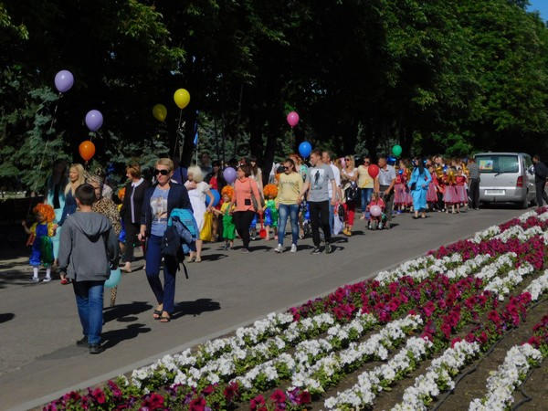 В Курахово необычно и весело отпраздновали День защиты детей