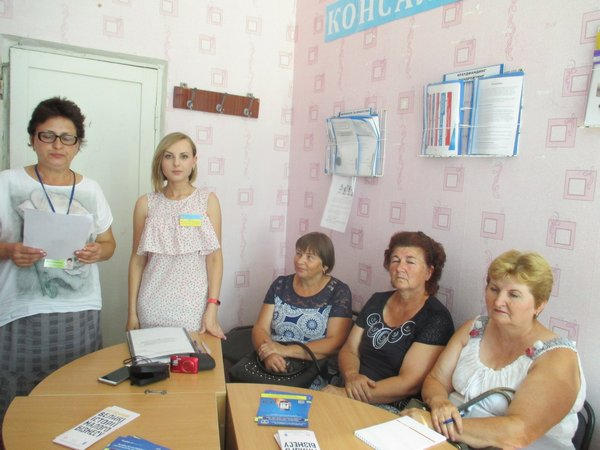 Безработным Марьинского района рассказали, как найти работу после 50 лет