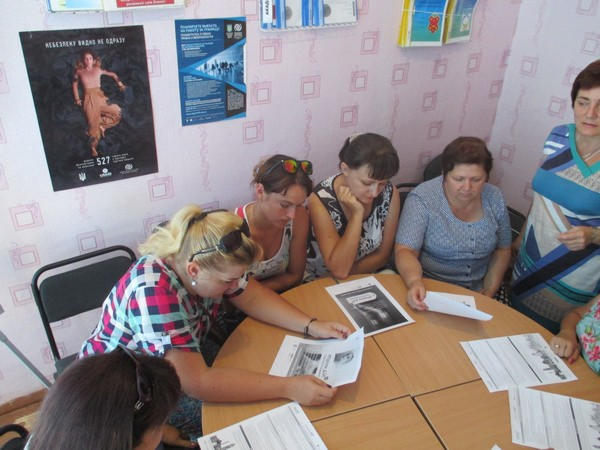 Жителям Марьинского района рассказали, как не стать жертвой торговли людьми