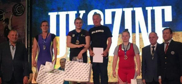 Тяжелоатлетка из Угледара завоевала «бронзу» на Чемпионате Украины