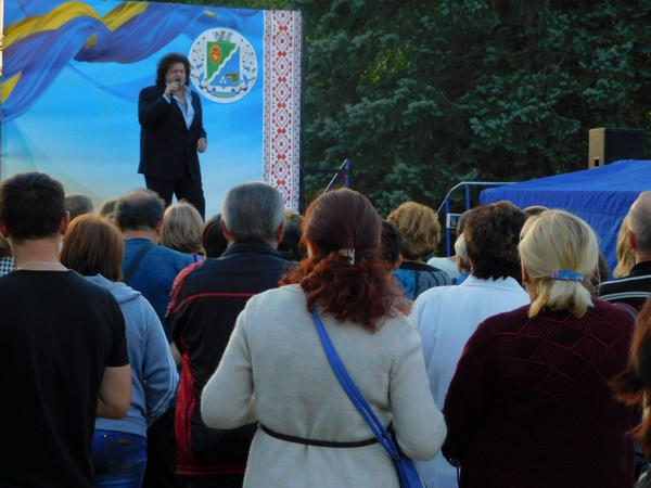 Иво Бобул выступил с концертом в Курахово