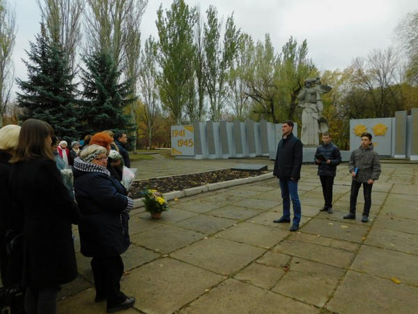 Как в Курахово отметили День освобождения Украины от фашистских захватчиков