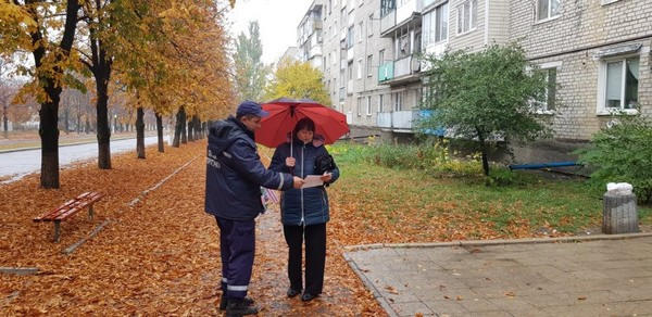 Спасатели провели профилактический рейд в прифронтовой Марьинке
