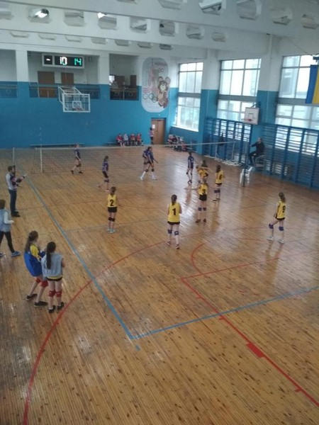 В Курахово прошел ХХ традиционный турнир по волейболу среди девушек