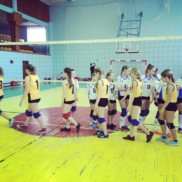 Кураховские волейболистки заняли третье место на чемпионате Донецкой области