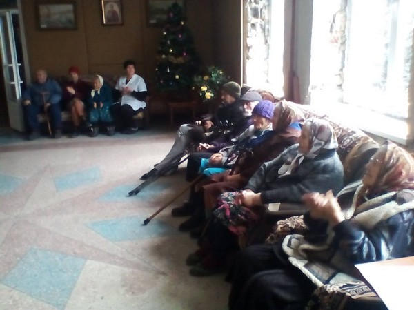 Как в Новомихайловском доме ветеранов отметили День святого Николая