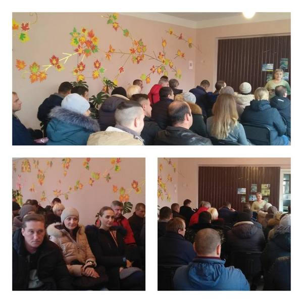 В Марьинском районе безработным предлагают пополнить ряды Вооруженных сил Украины