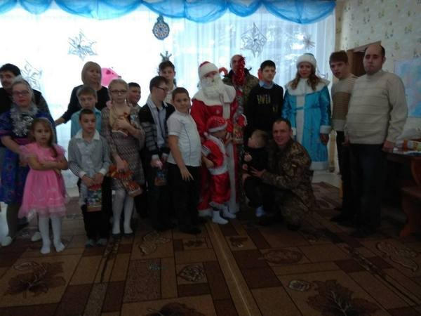 В Курахово детям с инвалидностью подарили «Новогоднюю сказку»