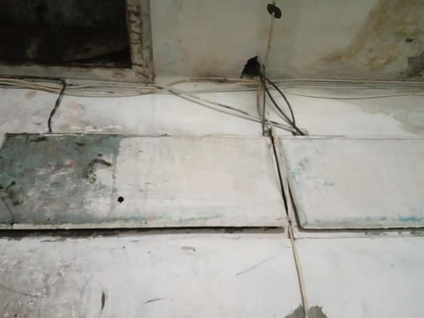 Жители Курахово продемонстрировали шокирующие условия жизни в местных общежитиях