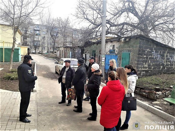 На территории Марьинского района проходит полицейская операция «Визит»