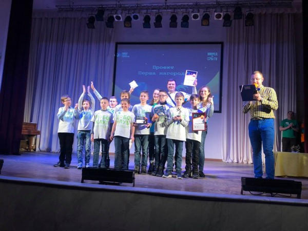 Команда из Угледара вышла в финал Всеукраинского турнира по робототехнике