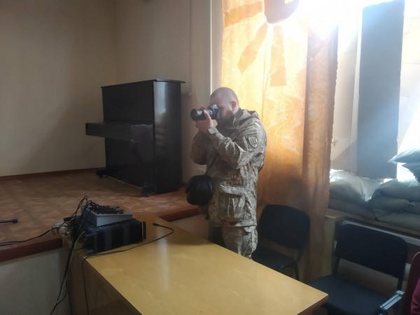 Военные побывали в гостях у школьников прифронтовой Марьинки