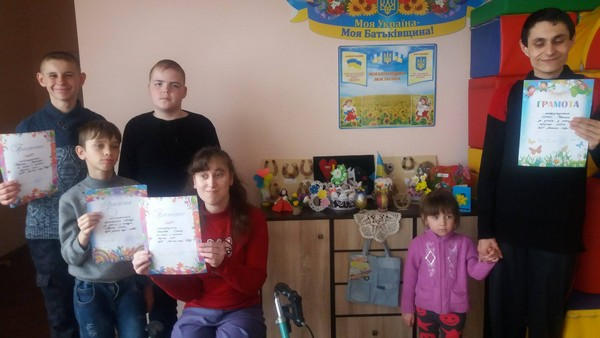 Воспитанники Марьинского Центра реабилитации лиц с инвалидностью продемонстрировали свое творчество
