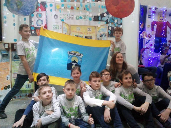 Воспитанники угледарского робоклуба завоевали два кубка на Всеукраинском турнире