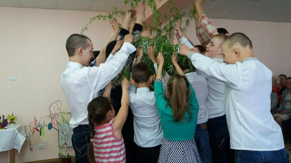 В Курахово и Марьинке устроили праздник для детей с инвалидностью