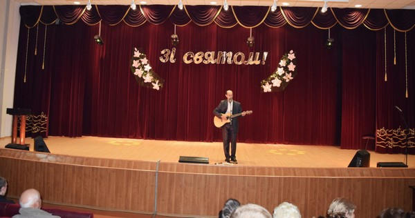 В Угледаре состоялся концерт, посвященный Дню Победы