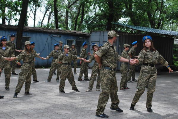 На базе «Волна» в Курахово завершилась смена военно-патриотического лагеря
