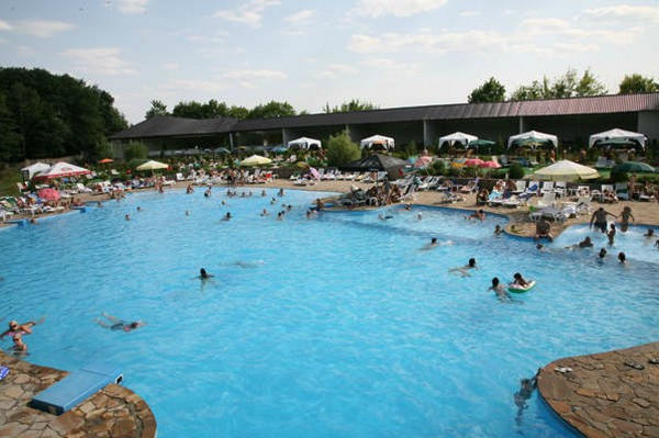 Лучший летний бассейн Харькова