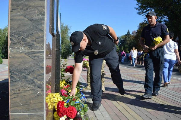 В Великой Новоселке почтили память погибших защитников Украины