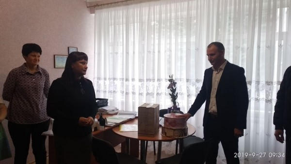 В Курахово работников дошкольных учебных заведений поздравили с профессиональным праздником