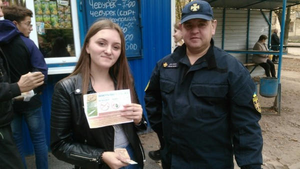 Жителям прифронтовой Красногоровки напомнили о безопасности