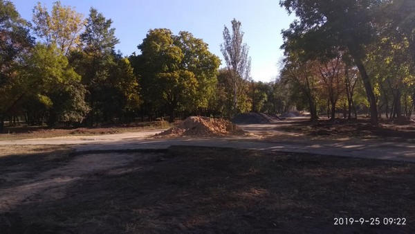 Как продвигается масштабная реконструкция парка в Курахово