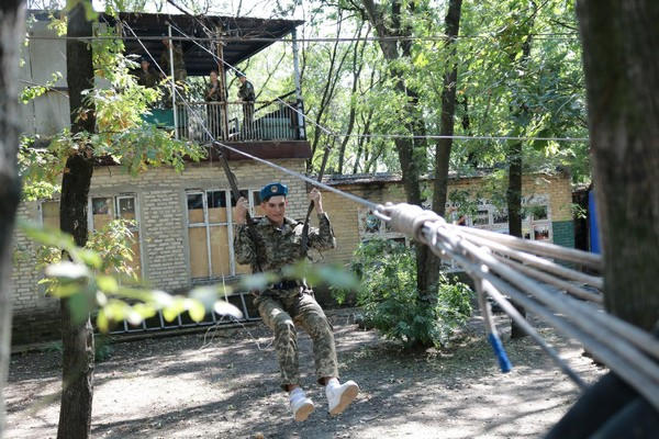 В Курахово состоялось открытие военно-патриотического обучения «Будущий воин»