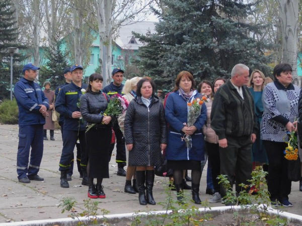 В Курахово почтили память освободителей Украины
