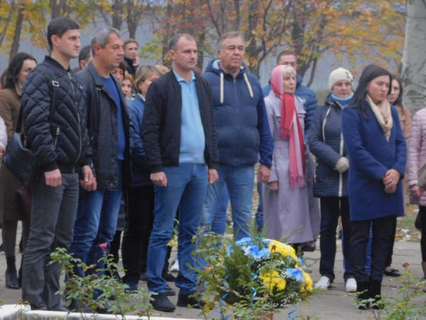 В Курахово почтили память освободителей Украины