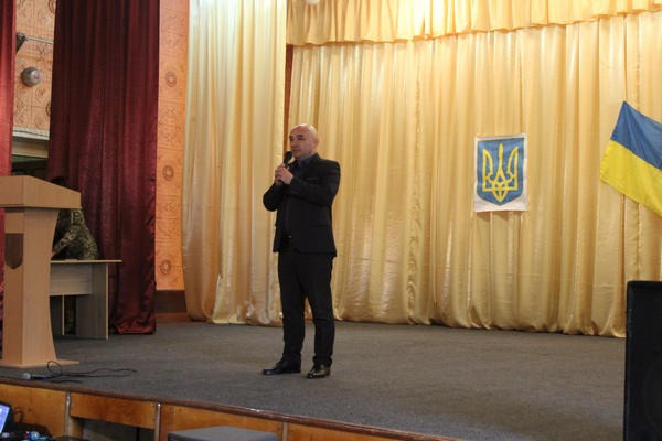 В Великоновоселковском районе торжественно отметили годовщину основания воинской части
