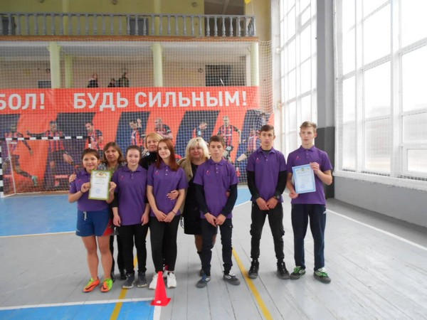 В Красногоровке устроили «Веселые старты» для студентов