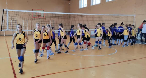 Волейболистки из Курахово заняли третье место на чемпионате Донецкой области
