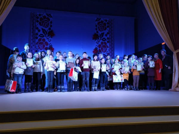 Дети из Марьинского района заняли призовые места на фестивале-конкурсе «Таланты многодетной семьи»