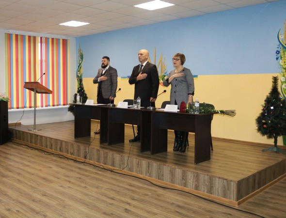 В Марьинке официально представили нового главу Марьинской райгосадминистрации