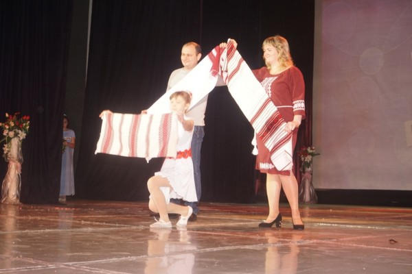Семья из Великоновоселковского района заняла второе место на областном конкурсе «Молодая семья года 2019»