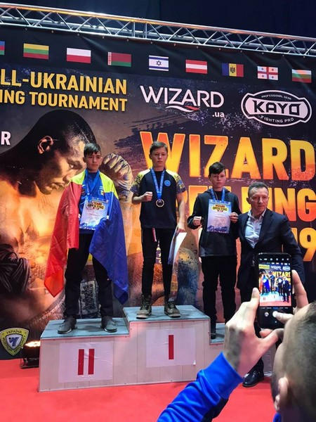 Кикбоксеры из Курахово феерично выступили на Всеукраинском турнире