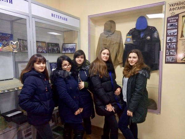 Ученики Великоновоселковской гимназии побывали на экскурсии в областном главке и музее полиции Донетчины