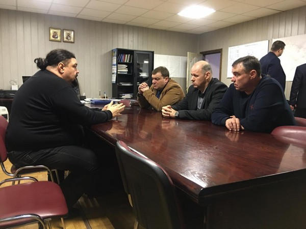 Заместитель министра энергетики посетил Угледар, чтобы обсудить будущее местных шахт
