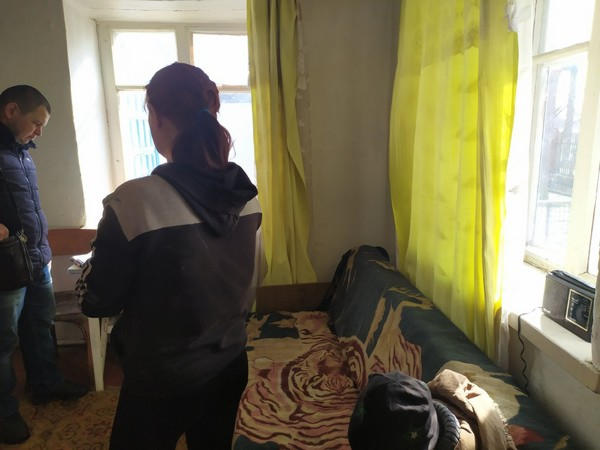 В Великоновоселковском районе полиция с соцслужбами проверяют, в каких условиях живут дети