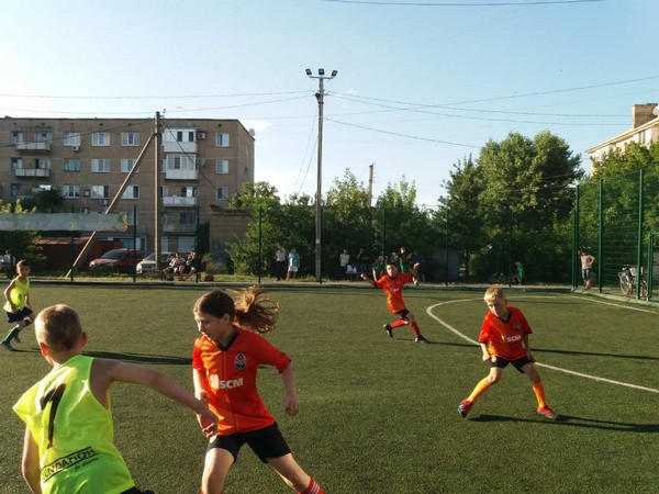 В Курахово прошел первый после карантина открытый турнир по мини-футболу