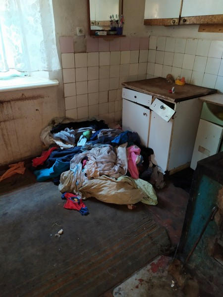 Соцработники показали, в каких условиях живут дети в Великоновоселковском районе