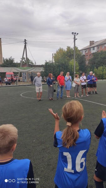 Кураховские футболисты выиграли памятный домашний турнир