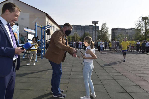 Угледарская детско-юношеская спортивная школа ярко отпраздновала свой 30-летний юбилей