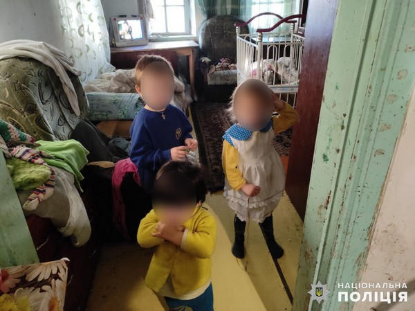 Полицейские провели рейд по «проблемным» семьям Марьинского района