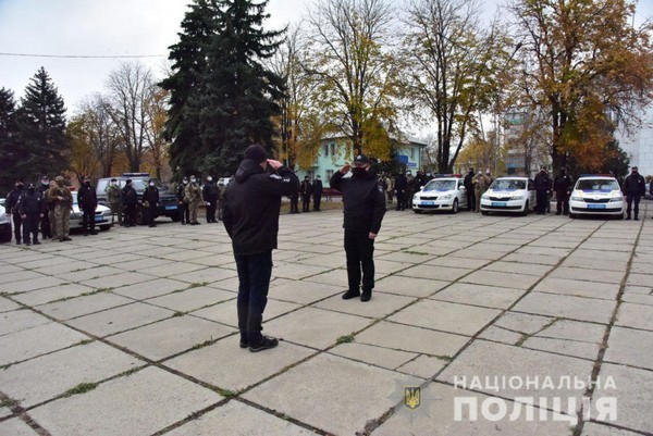Полицейские с нацгвардейцами провели масштабную отработку Курахово, Марьинки и Красногоровки