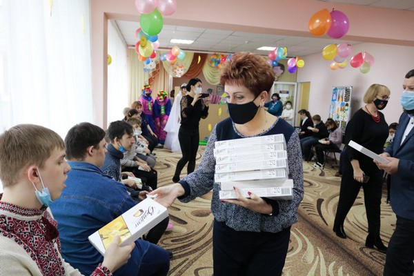 В Марьинке для детей с инвалидностью устроили «Праздник Добра»
