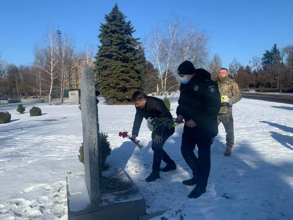 В Великой Новоселке почтили память погибших воинов-интернационалистов